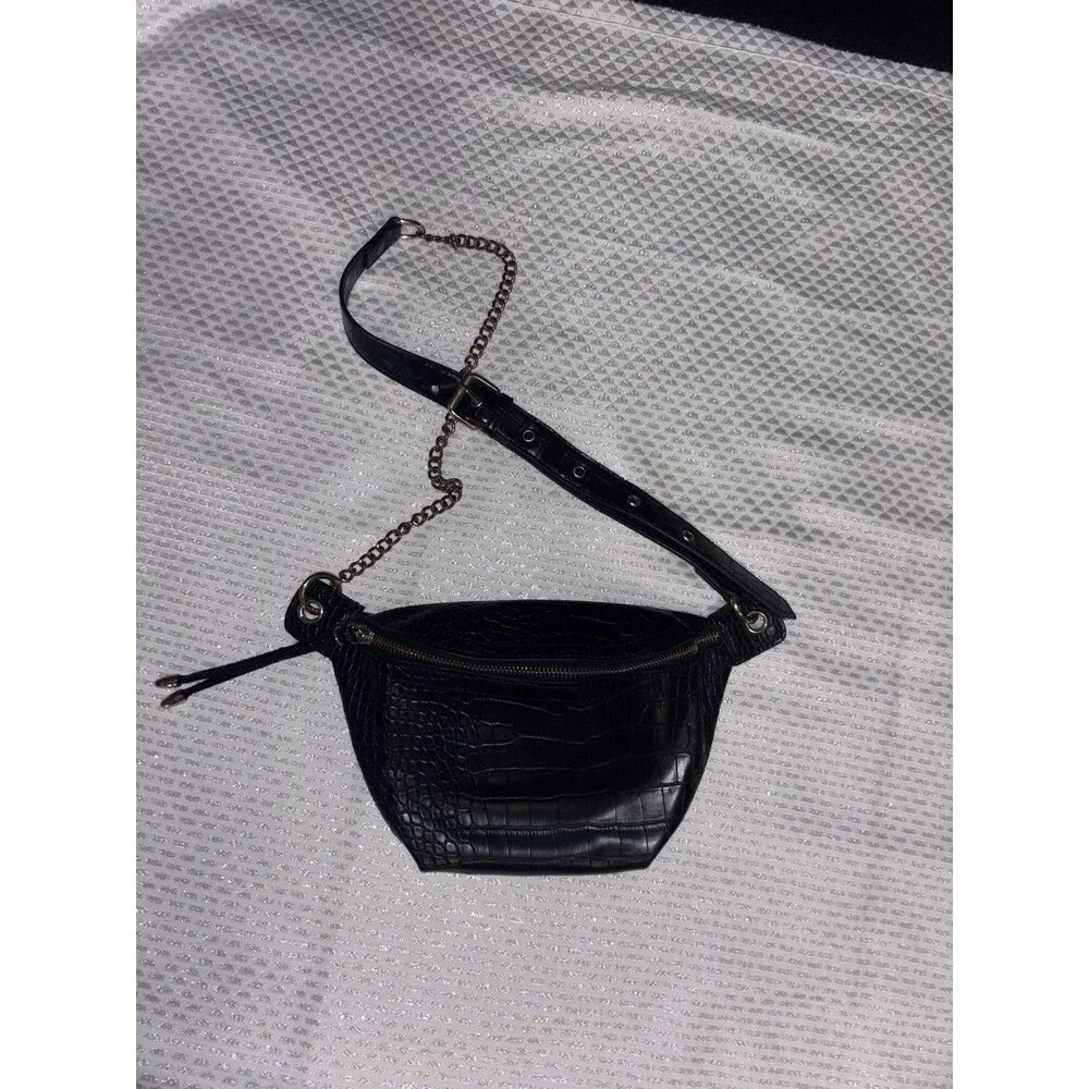 Women’s Unbranded Black Vegan Embossed Faux Leather Fanny Pack Waist Sling Bag
